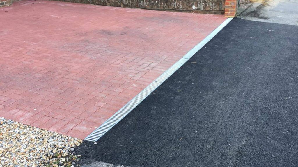 tarmac crossover