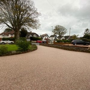 PHOTO-2019-11-09-13-43-09-min large resin driveway
